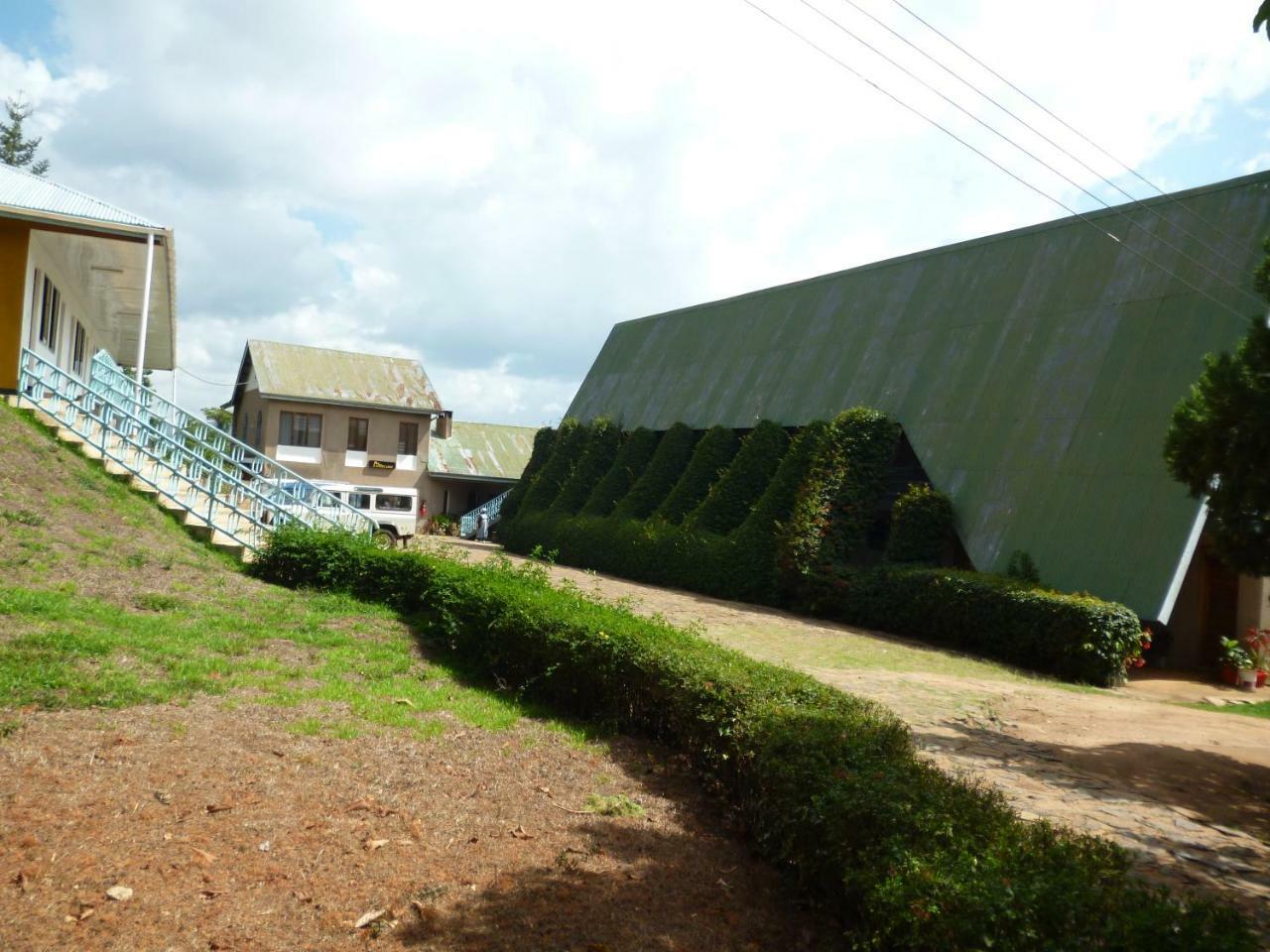 St Eugene'S Hostel Lushoto Extérieur photo